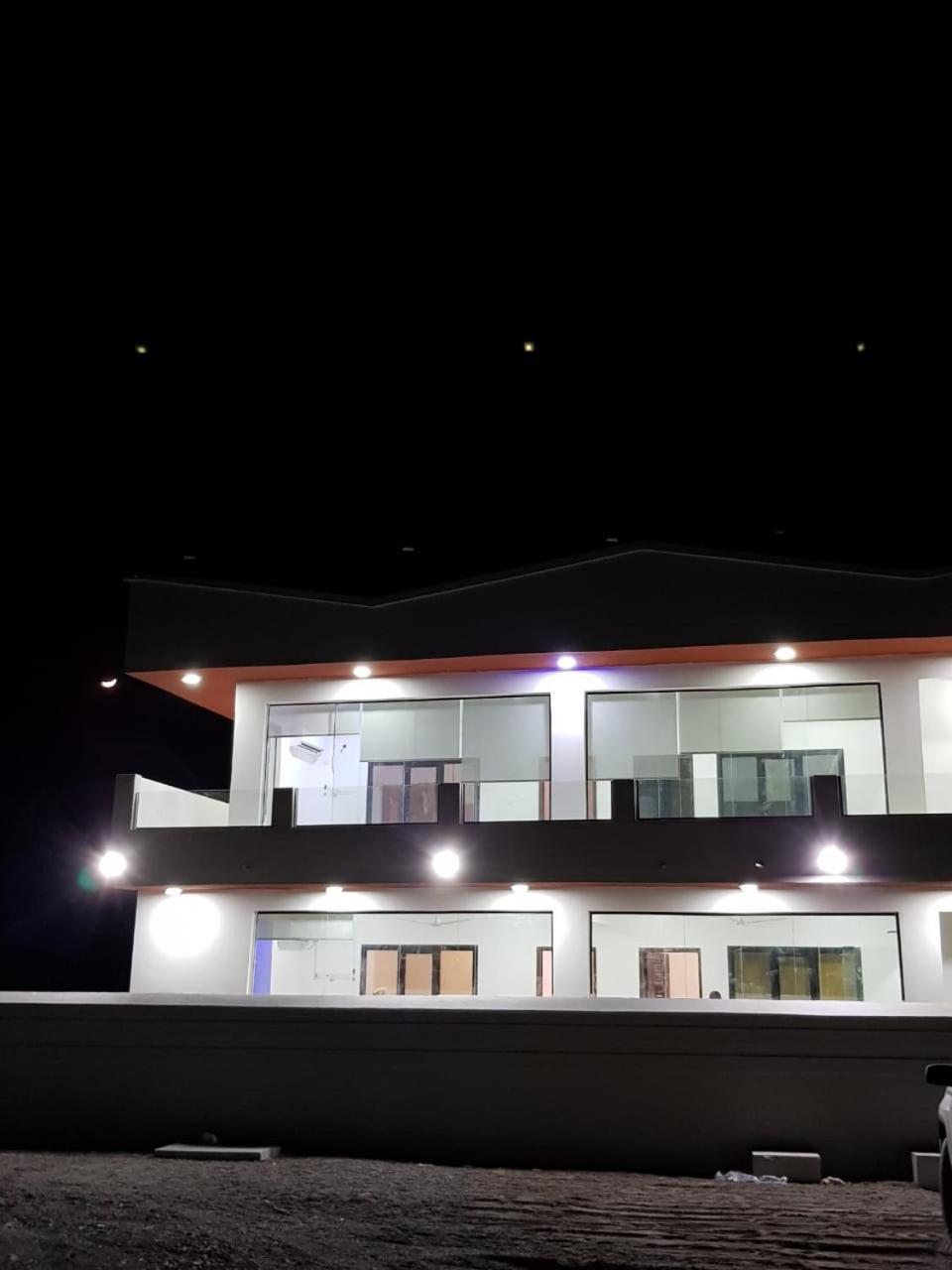 Home X4 Al Wāşil Εξωτερικό φωτογραφία