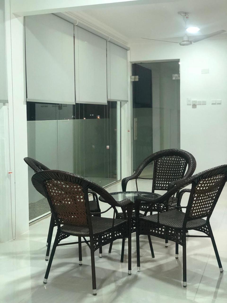 Home X4 Al Wāşil Εξωτερικό φωτογραφία